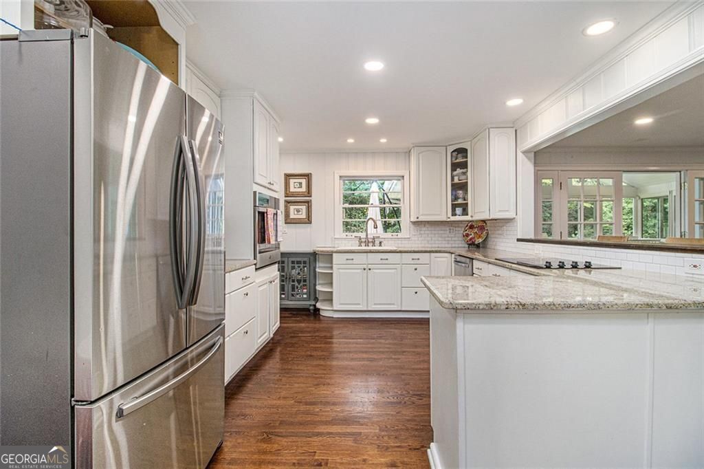 Atlanta, Georgia, 30345, United States, 4 Bedrooms Bedrooms, ,4 BathroomsBathrooms,Residential,For Sale,1929806