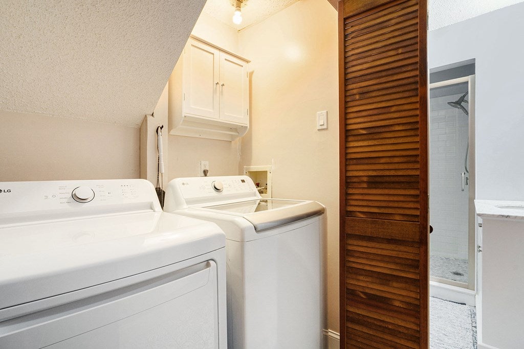 Blue Ridge, Georgia, 30513, United States, 3 Bedrooms Bedrooms, ,3 BathroomsBathrooms,Residential,For Sale,1969723