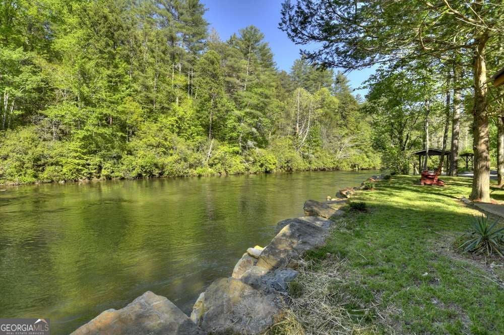Blue Ridge, Georgia, 30513, United States, 4 Bedrooms Bedrooms, ,3 BathroomsBathrooms,Residential,For Sale,1858936