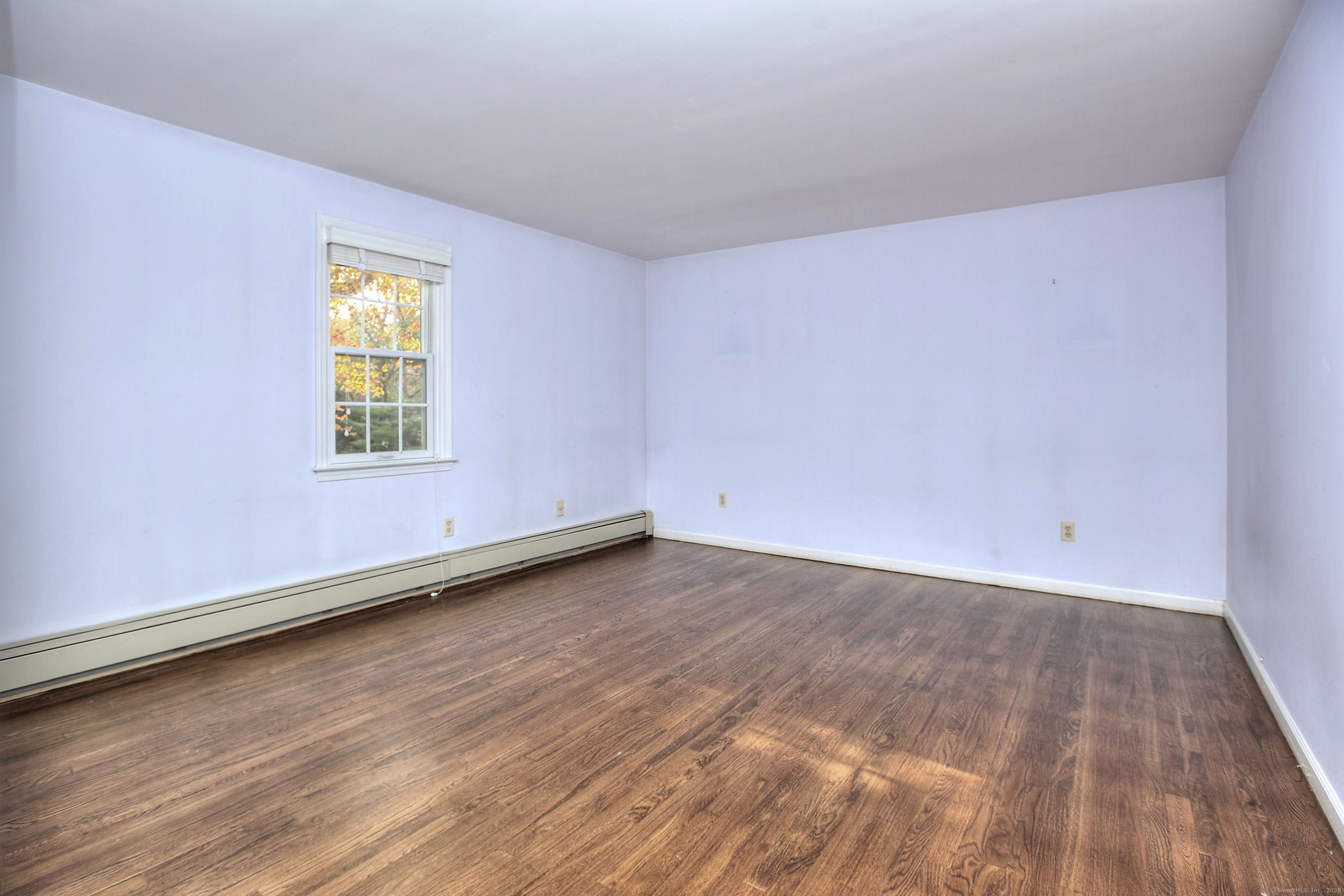 Westport, Connecticut, 06880, United States, 4 Bedrooms Bedrooms, ,3 BathroomsBathrooms,Residential,For Sale,1987489