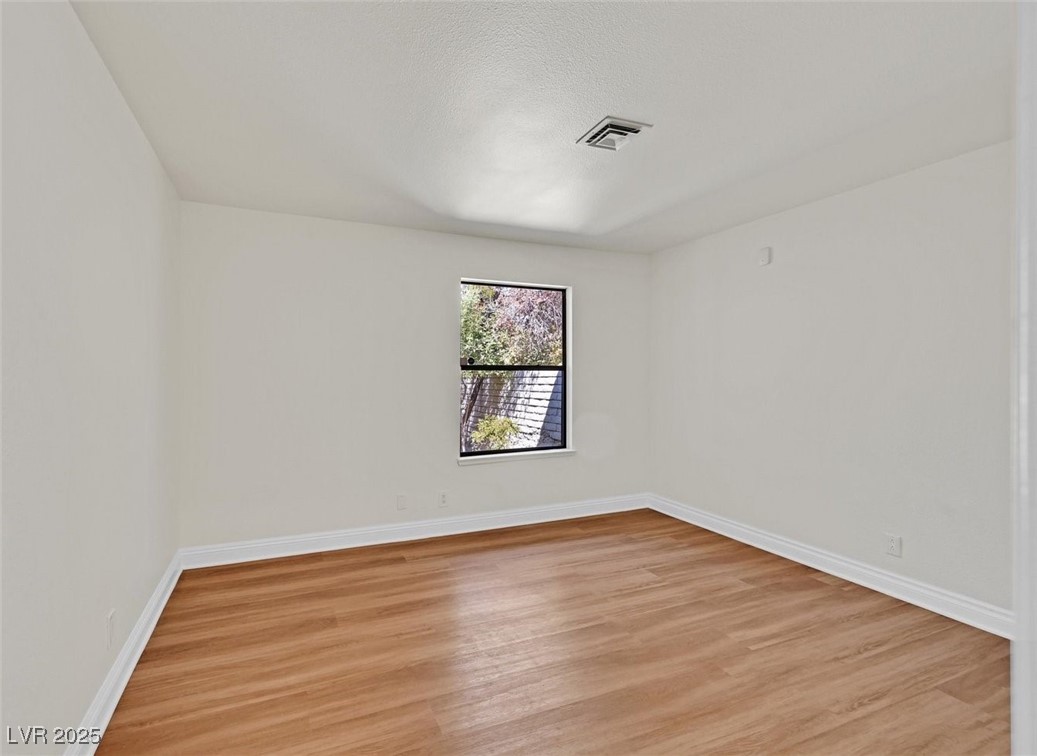 Las Vegas, Nevada, 89102, United States, 3 Bedrooms Bedrooms, ,2 BathroomsBathrooms,Residential,For Sale,1940412
