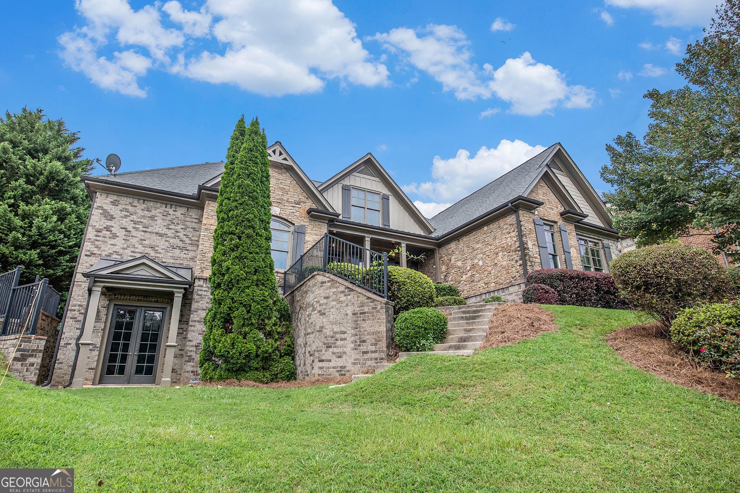 Buford, Georgia, 30519, United States, 5 Bedrooms Bedrooms, ,4 BathroomsBathrooms,Residential,For Sale,1922556