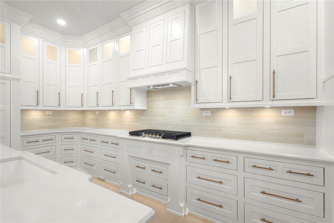 Centerton, Arkansas, 72719, United States, 4 Bedrooms Bedrooms, ,4 BathroomsBathrooms,Residential,For Sale,1991183