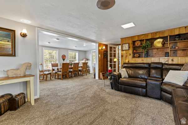 Uintah, Utah, 84403, United States, 4 Bedrooms Bedrooms, ,1 BathroomBathrooms,Residential,For Sale,1874863