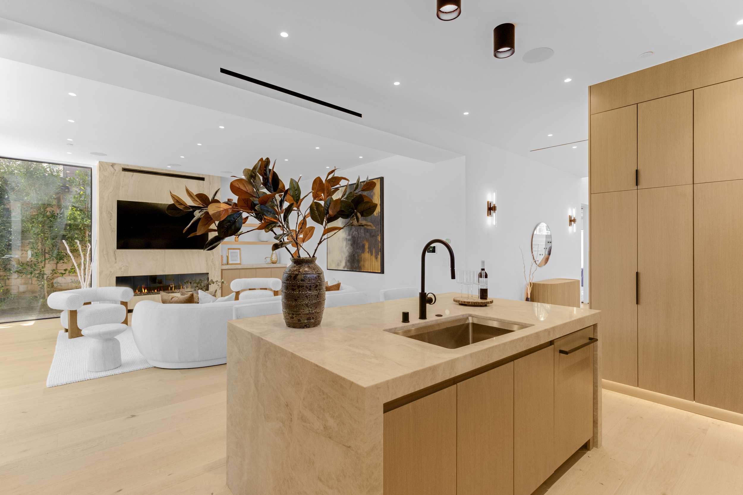  3542 Butler Avenue - 物件實景