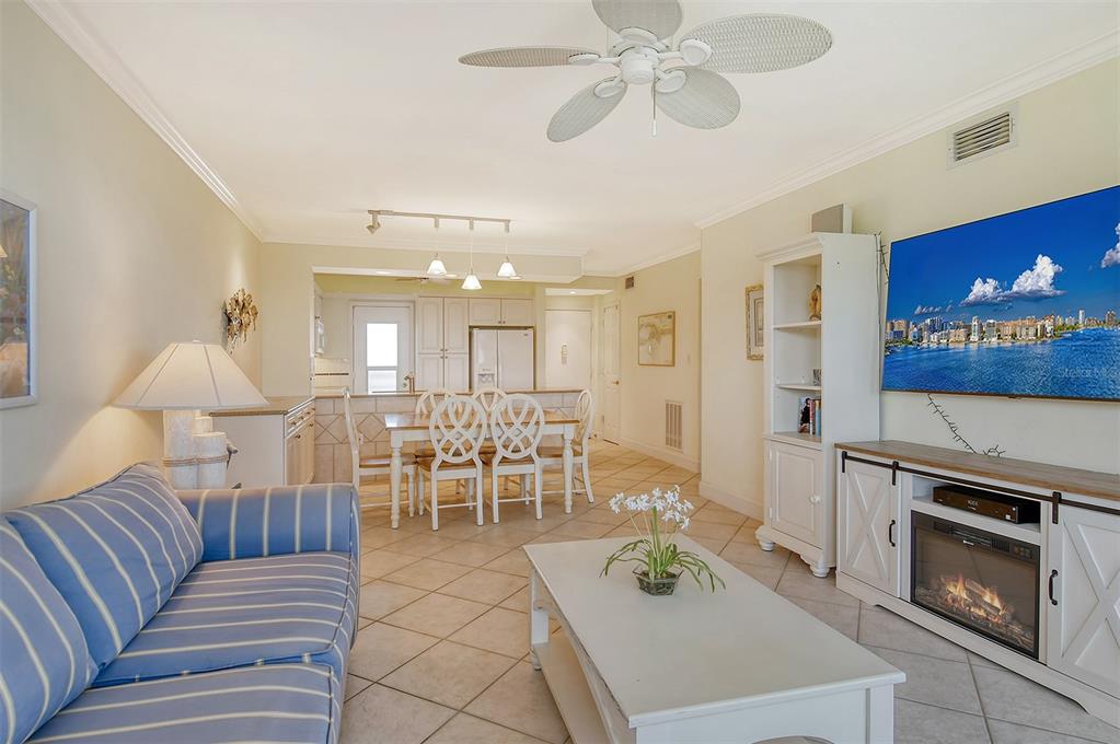 771 John Ringling Boulevard Unit 22FAIR, Sarasota, Florida, 34236, United States, 2 Bedrooms Bedrooms, ,2 BathroomsBathrooms,Residential,For Sale,771 John Ringling Boulevard Unit 22FAIR,1626949