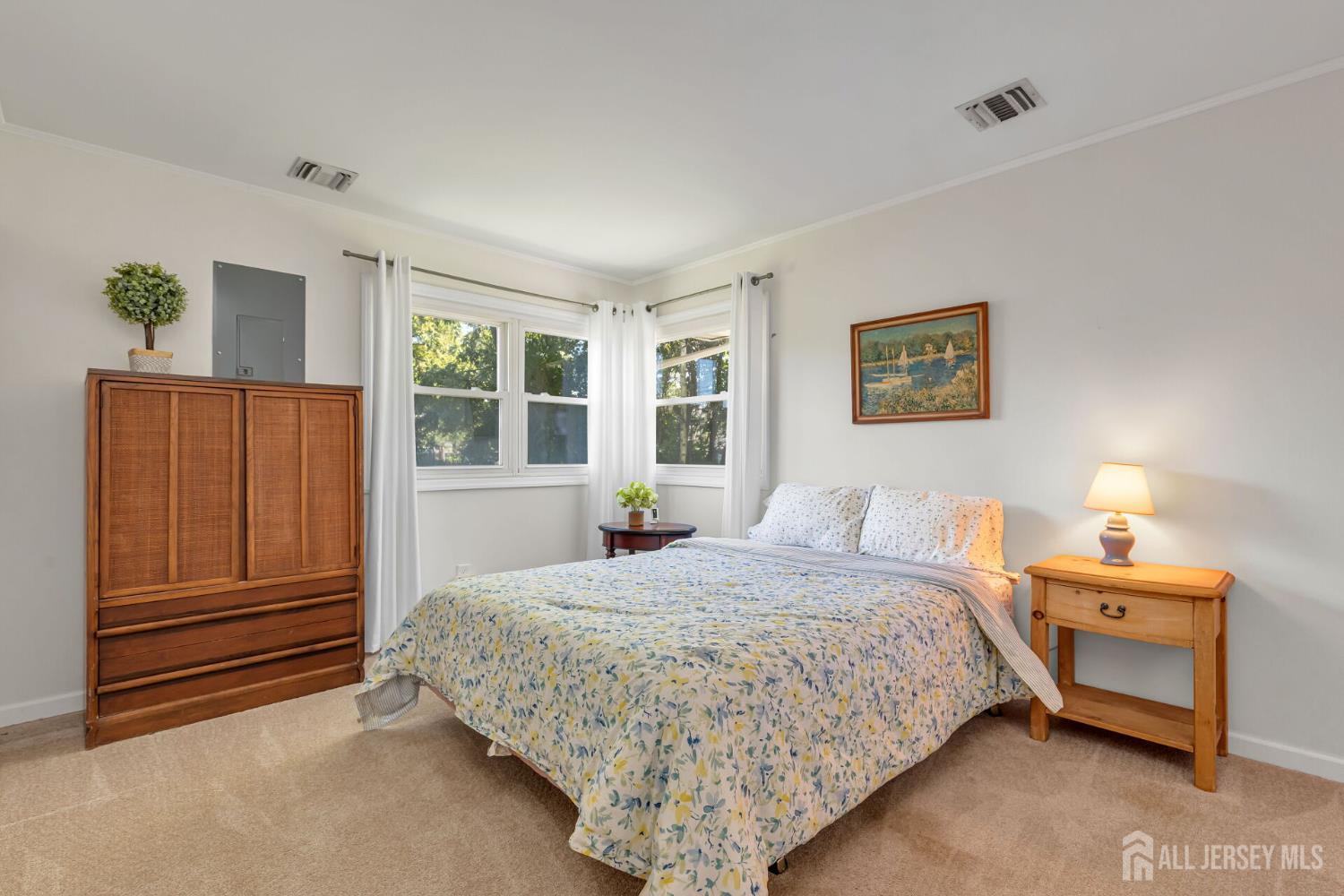 South Brunswick, New Jersey, 08824, United States, 3 Bedrooms Bedrooms, ,2 BathroomsBathrooms,Residential,For Sale,1941671