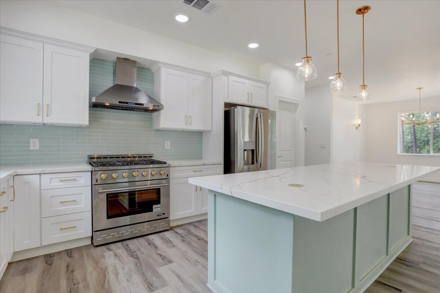 Grass Valley, California, 95949, United States, 4 Bedrooms Bedrooms, ,3 BathroomsBathrooms,Residential,For Sale,1905490