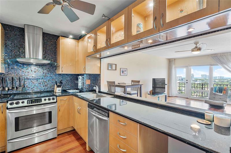 Fort Lauderdale, Florida, 33301, United States, 2 Bedrooms Bedrooms, ,2 BathroomsBathrooms,Residential,For Sale,1940405