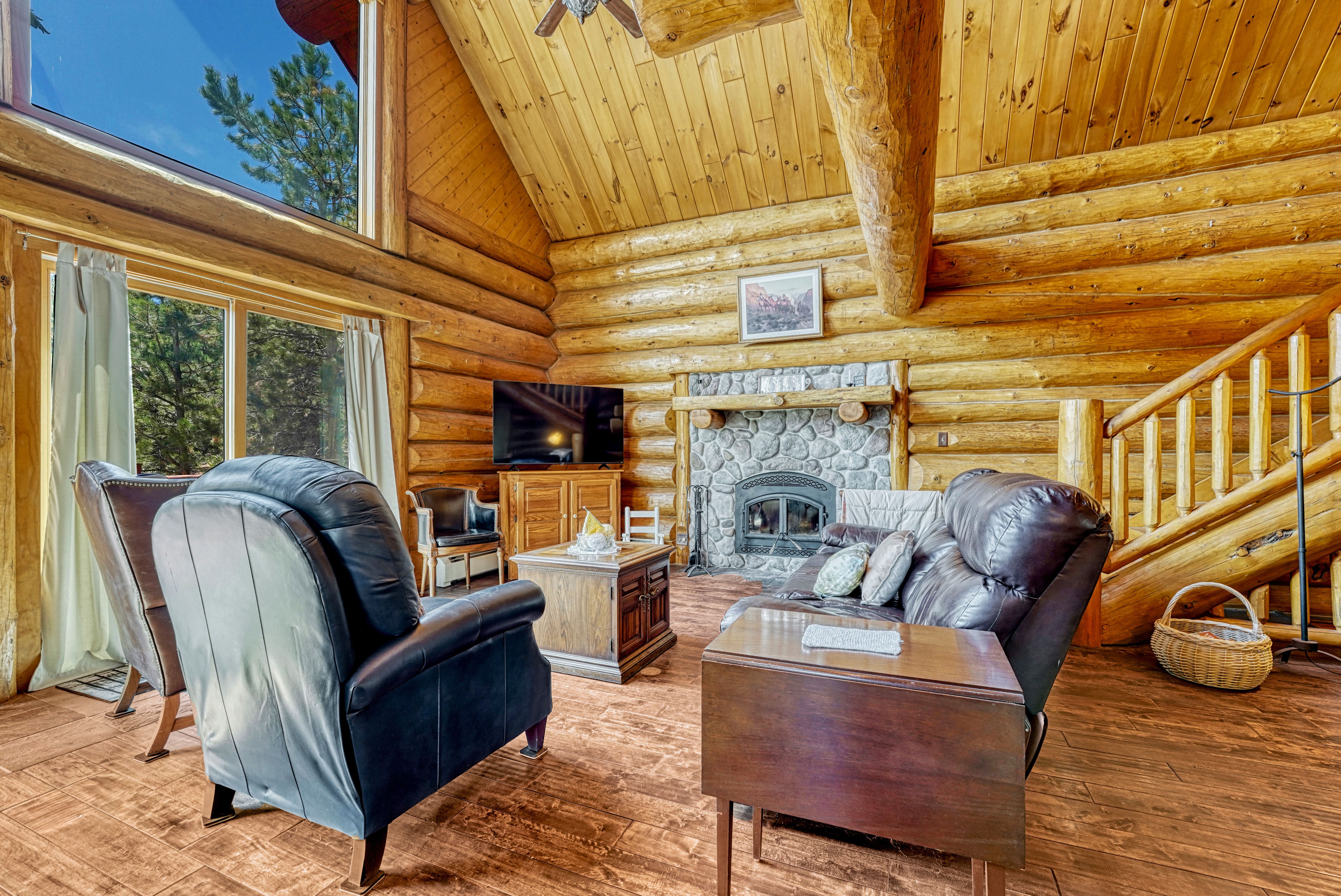  Spectacular 119 acre ranch tucked into a scenic mountain valley - 物件實景