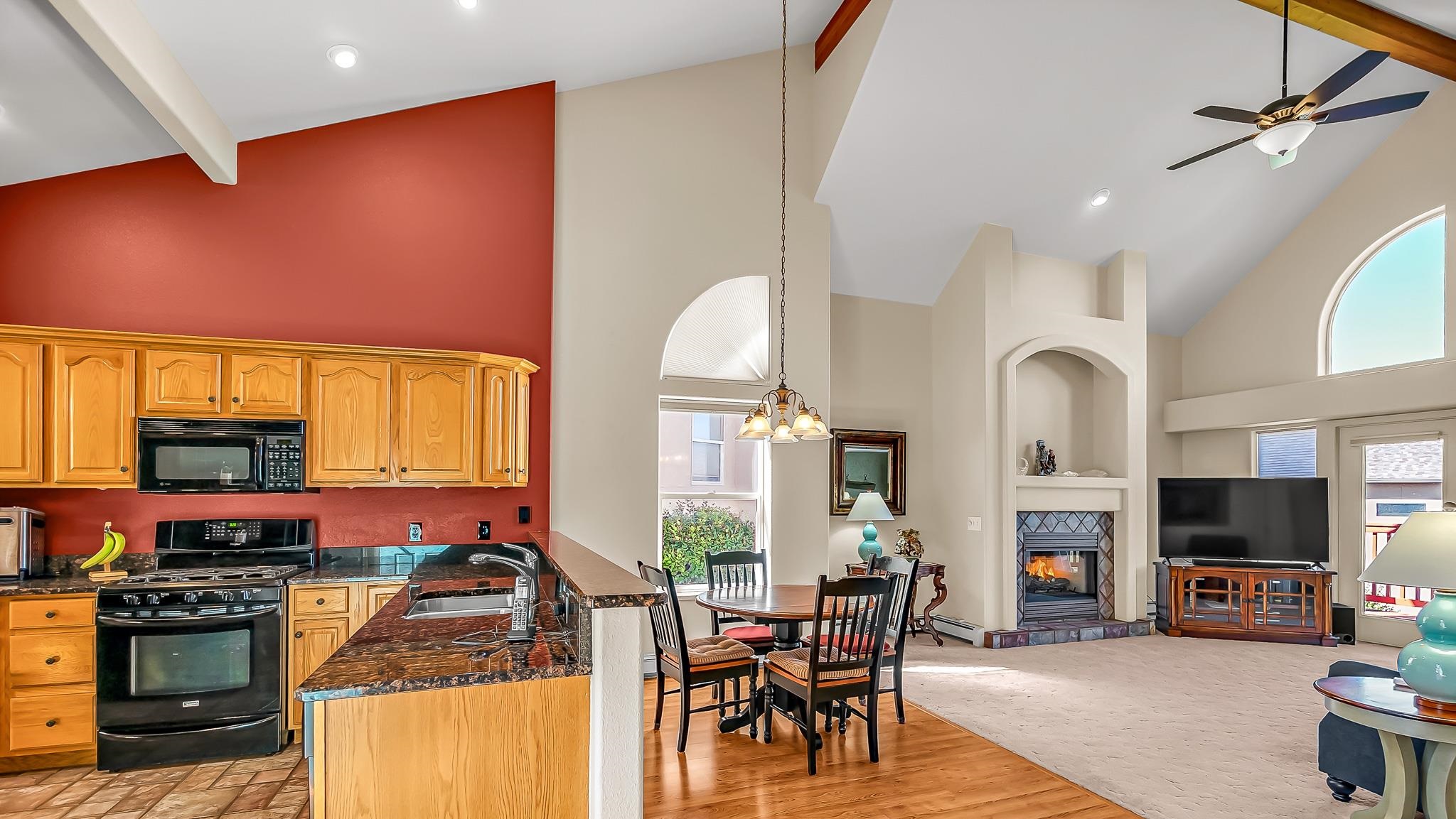 Grand Junction, Colorado, 81507, United States, 3 Bedrooms Bedrooms, ,3 BathroomsBathrooms,Residential,For Sale,1954726