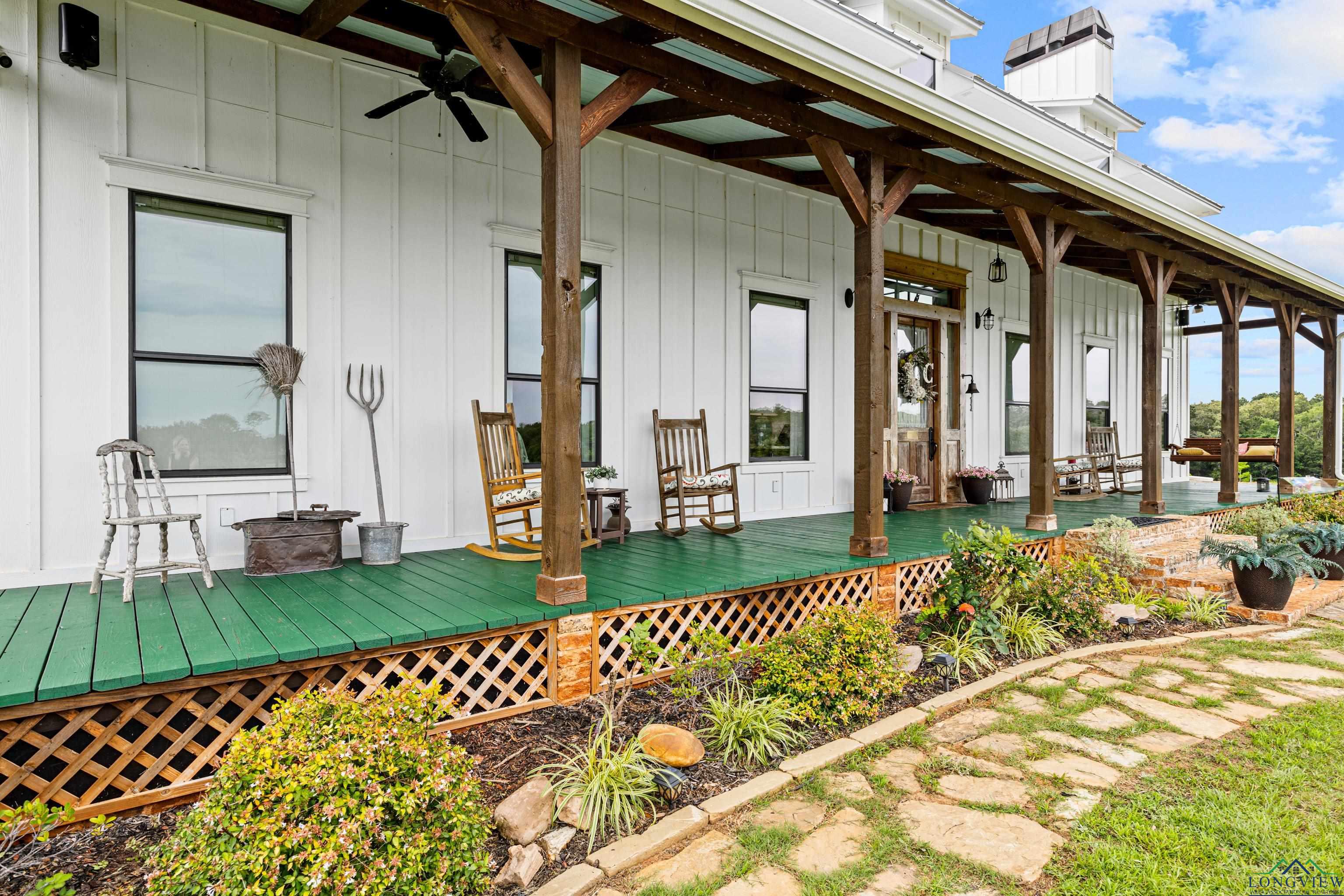 Jefferson, Texas, 75657, United States, 4 Bedrooms Bedrooms, ,4 BathroomsBathrooms,Residential,For Sale,1859470