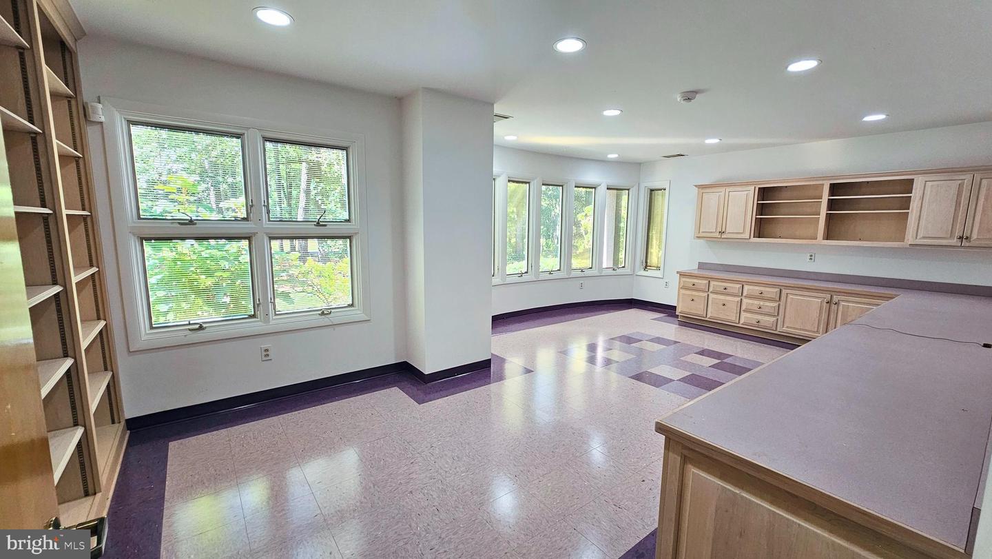 Eden, Maryland, 21822, United States, 5 Bedrooms Bedrooms, ,4 BathroomsBathrooms,Residential,For Sale,1940537