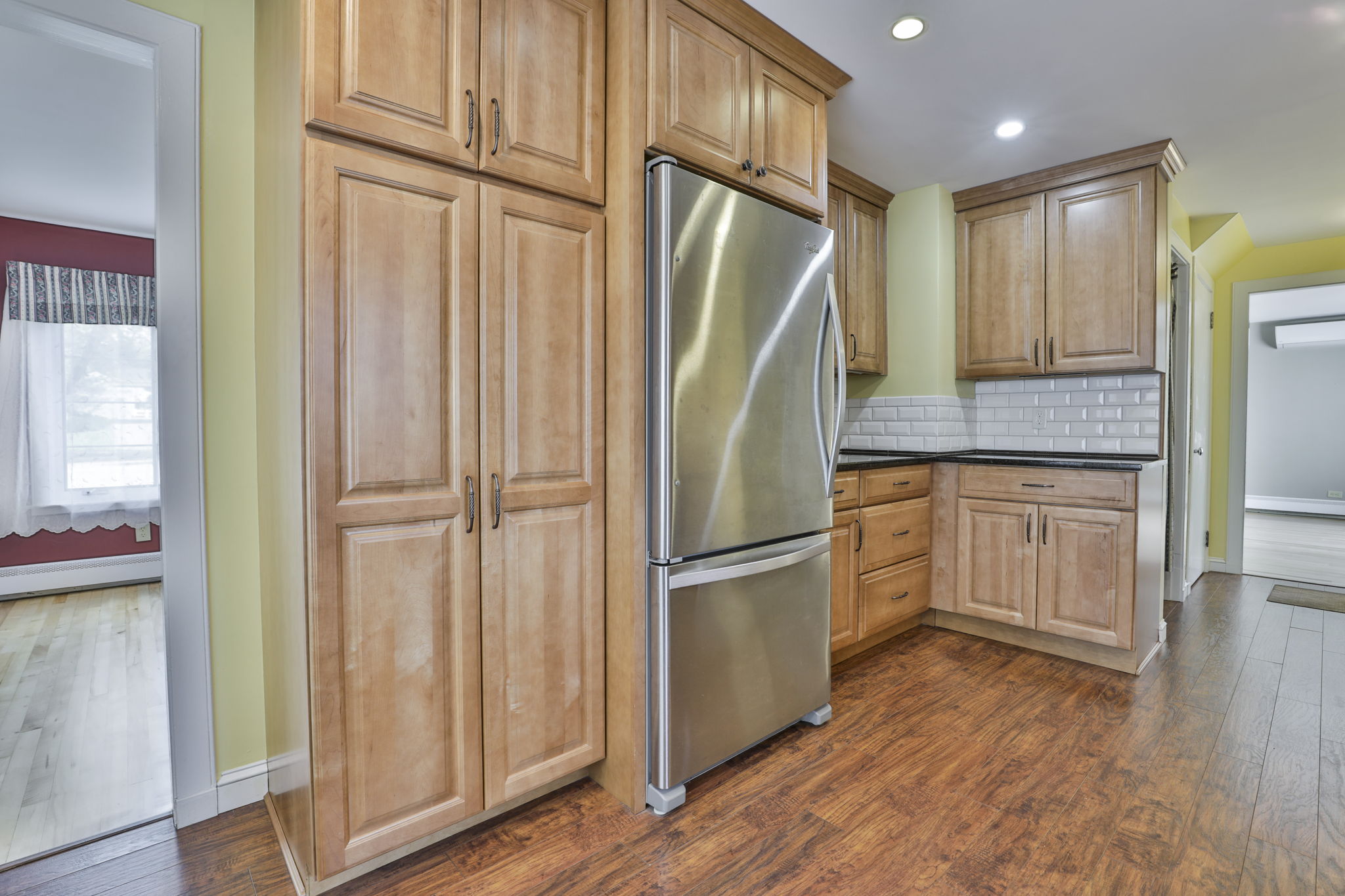 Manchester, New Hampshire, 03104, United States, 3 Bedrooms Bedrooms, ,2 BathroomsBathrooms,Residential,For Sale,1975563