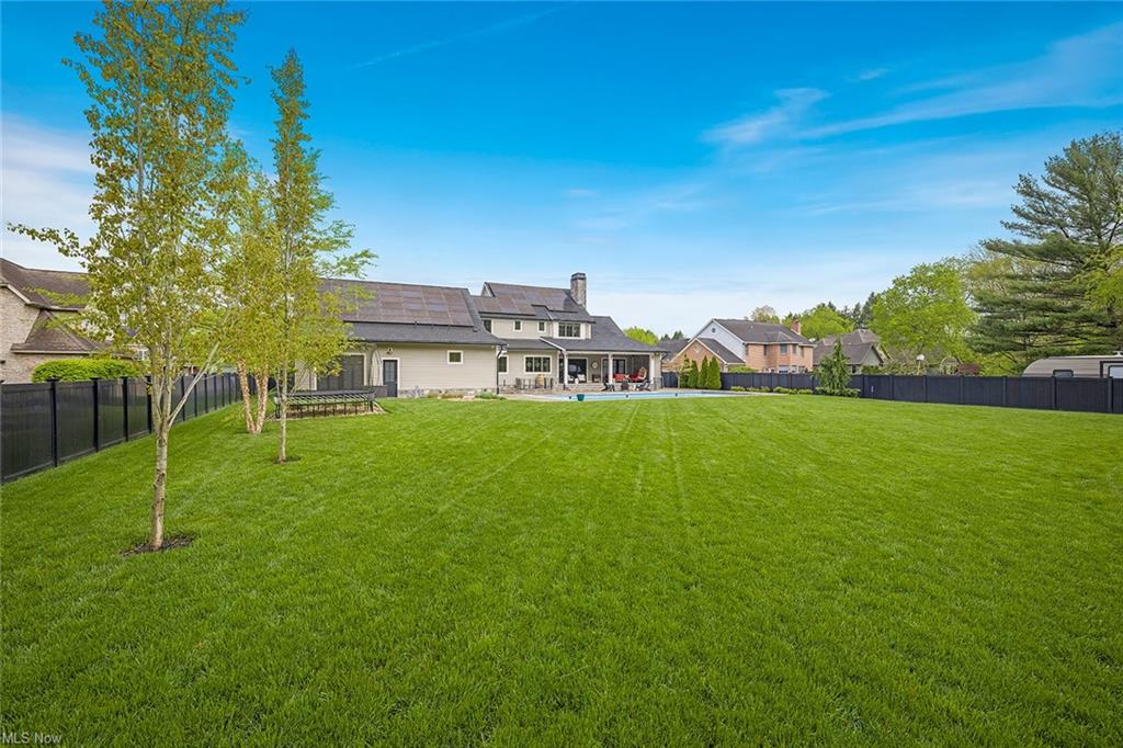 Williamstown, West Virginia, 26187, United States, 5 Bedrooms Bedrooms, ,8 BathroomsBathrooms,Residential,For Sale,1980118