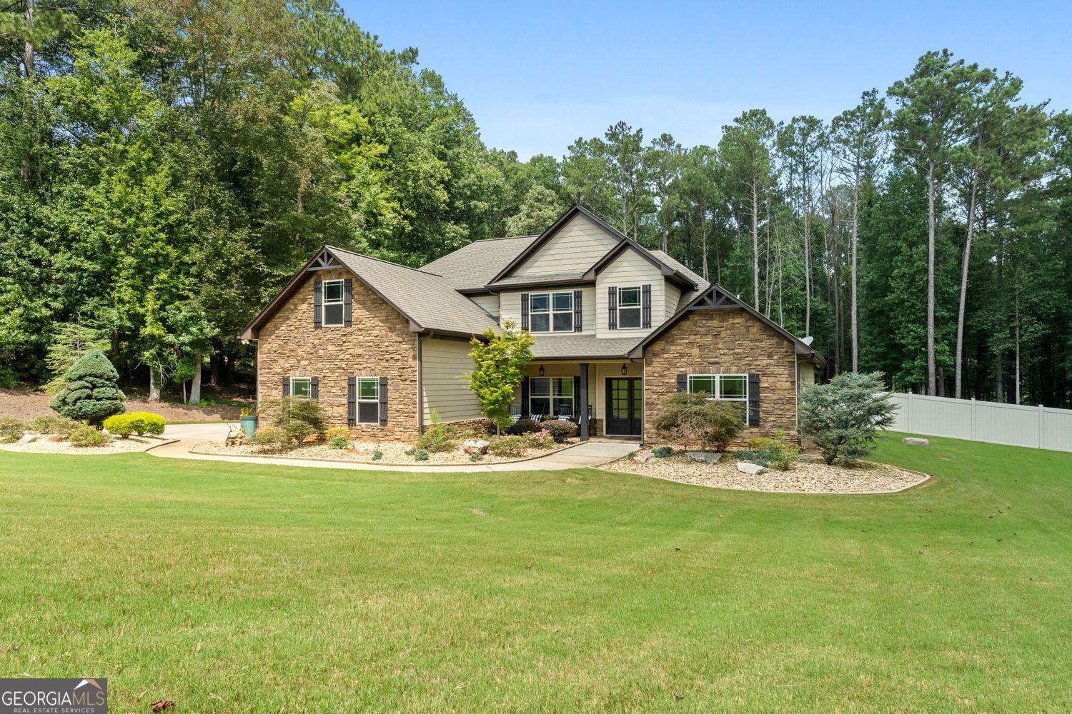 McDonough, Georgia, 30252, United States, 5 Bedrooms Bedrooms, ,3 BathroomsBathrooms,Residential,For Sale,1919082