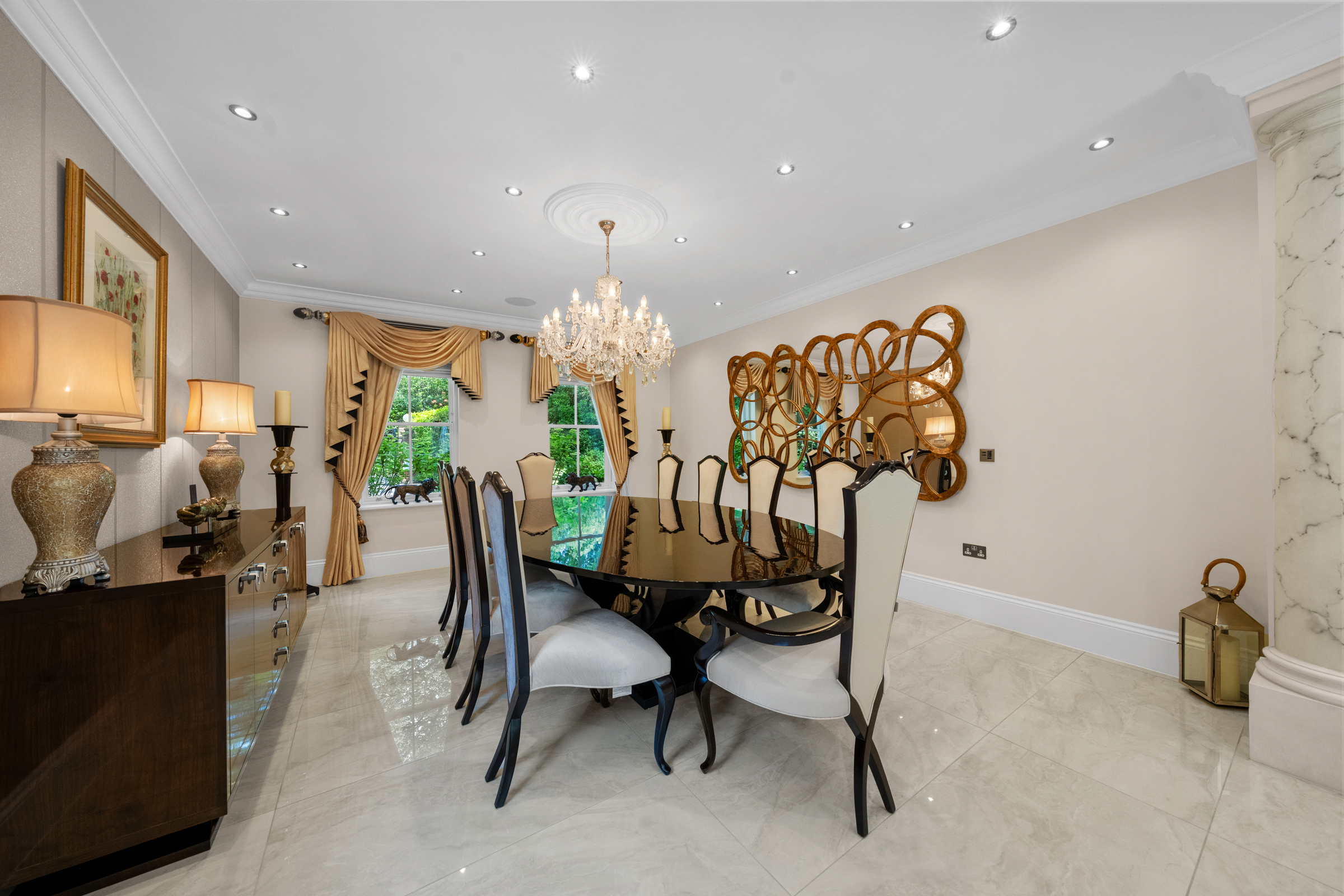  A Classical Family House in the Surrey Countryside - 物件實景