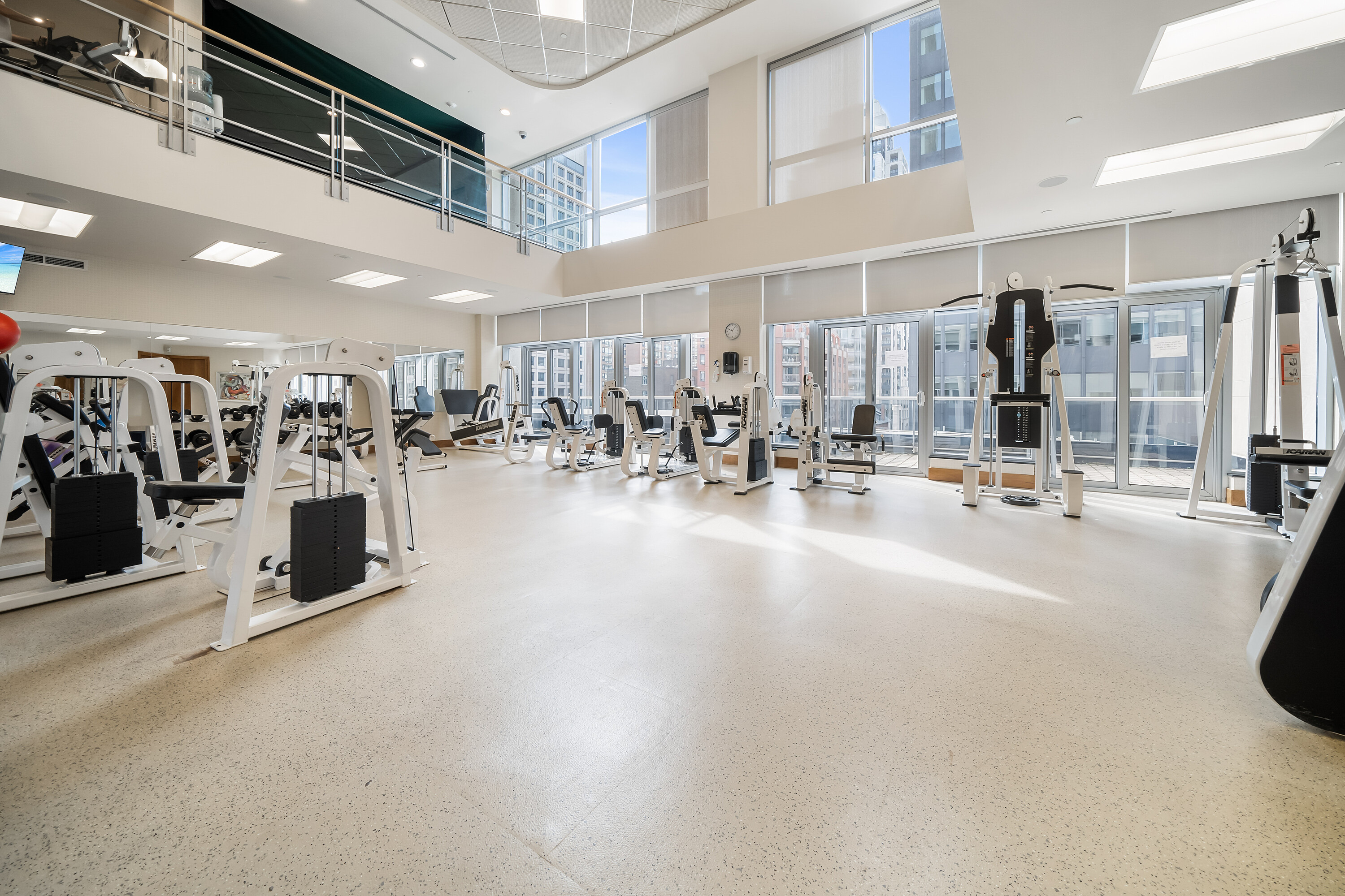  Elegant Living in Yorkville - 物件實景