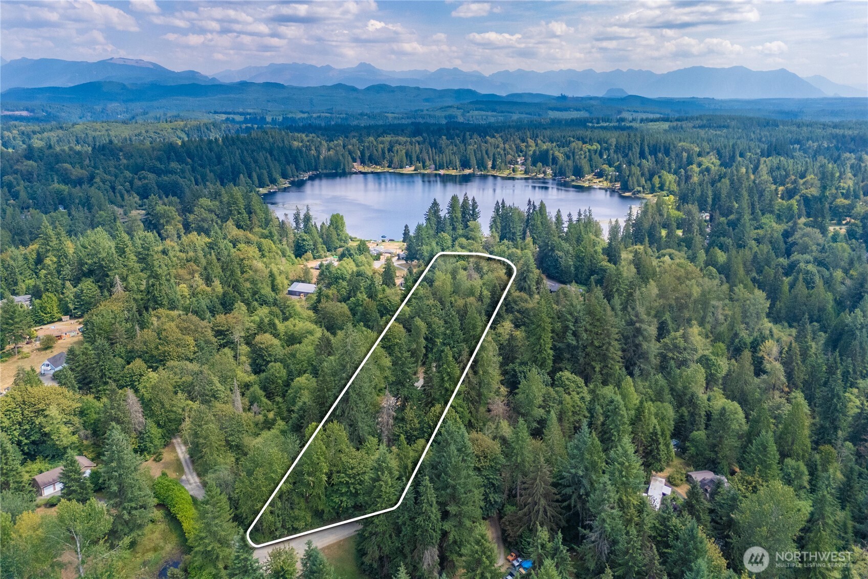 Carnation, Washington, 98014, United States, 3 Bedrooms Bedrooms, ,2 BathroomsBathrooms,Residential,For Sale,1916137