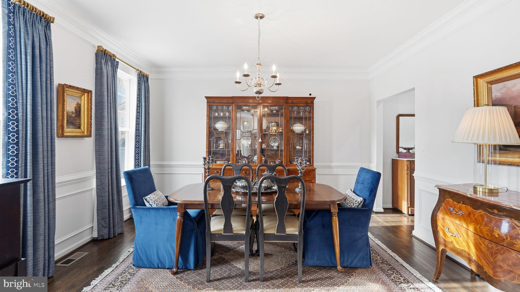 Woodbridge, Virginia, 22192, United States, 4 Bedrooms Bedrooms, ,4 BathroomsBathrooms,Residential,For Sale,2005725