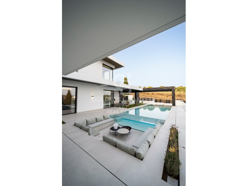 Benahavís, Andalusia, ES, 6 Bedrooms Bedrooms, ,9 BathroomsBathrooms,Residential,For Sale,1957050