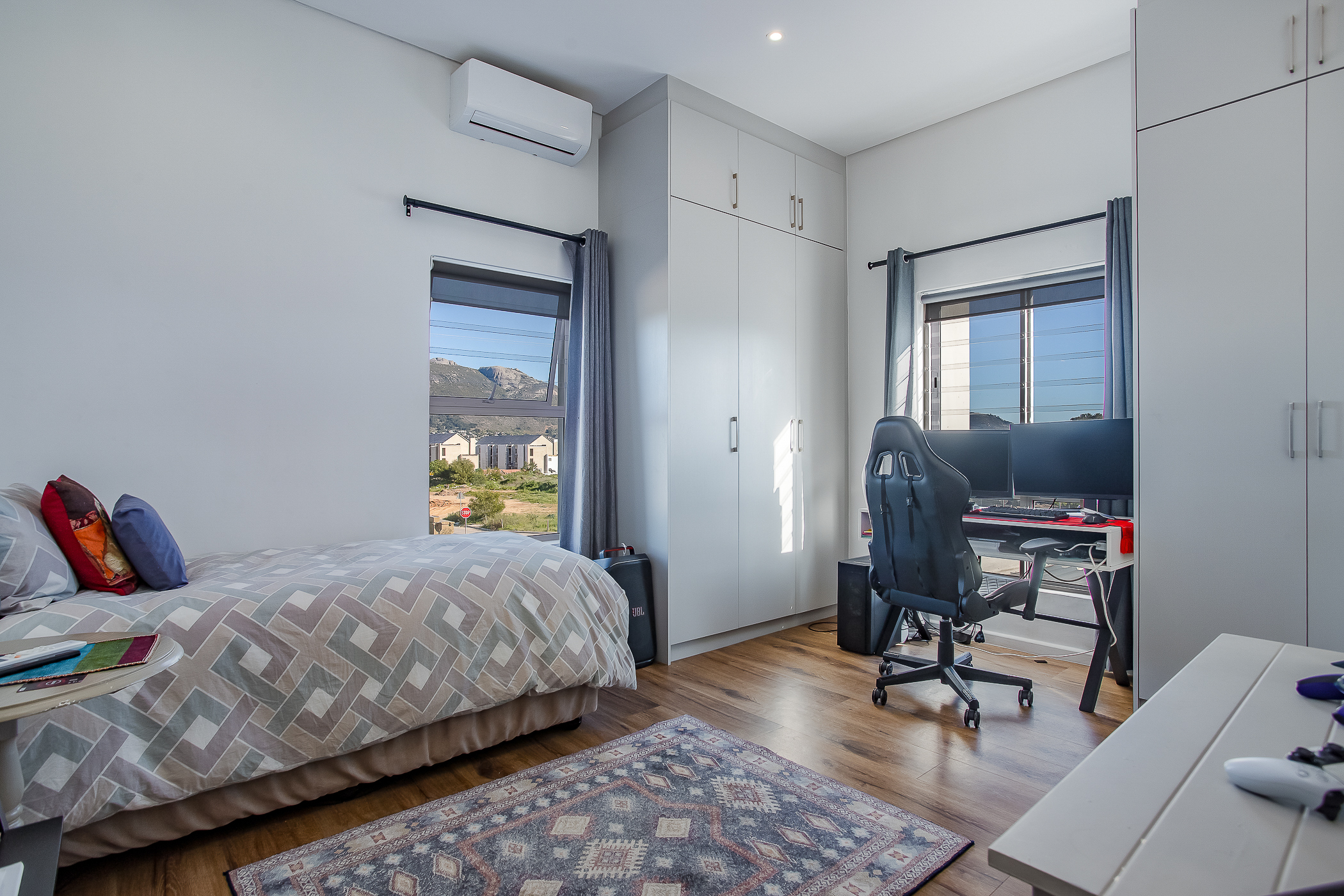  Sophisticated Family Living with Exceptional Mountain Views - 物件實景