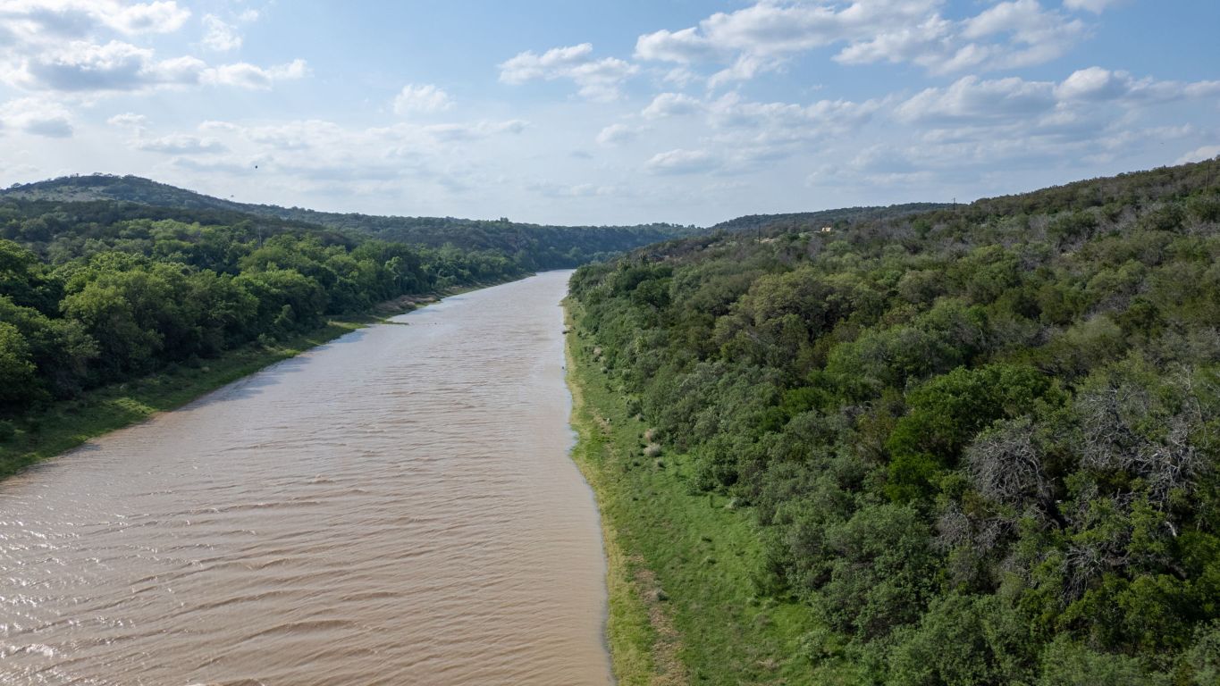 Lampasas, Texas, 76550, United States, ,Residential,For Sale,1907758