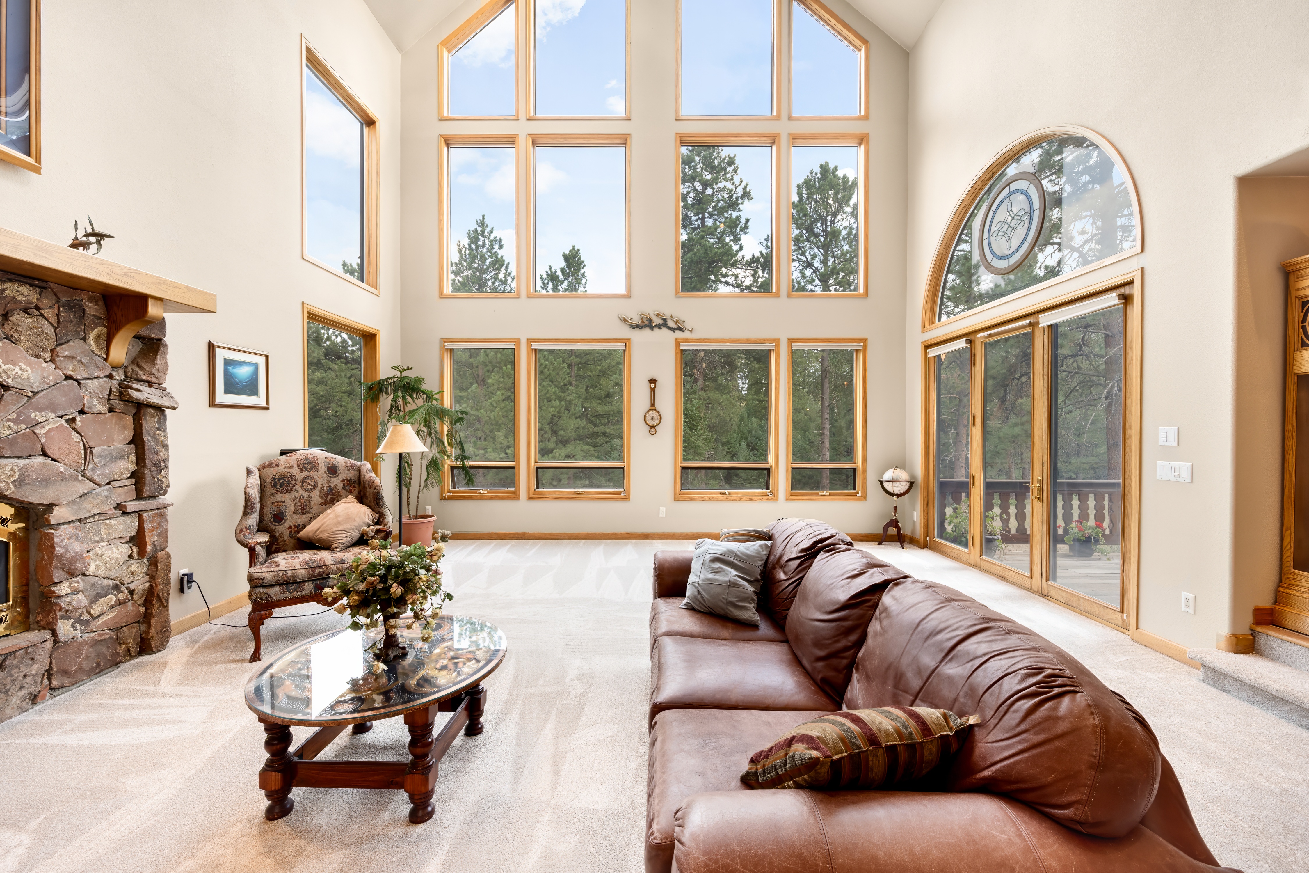  Colorado Living in Impressive 8,200 sq ft Home Backing to Pike National Forest - 物件實景