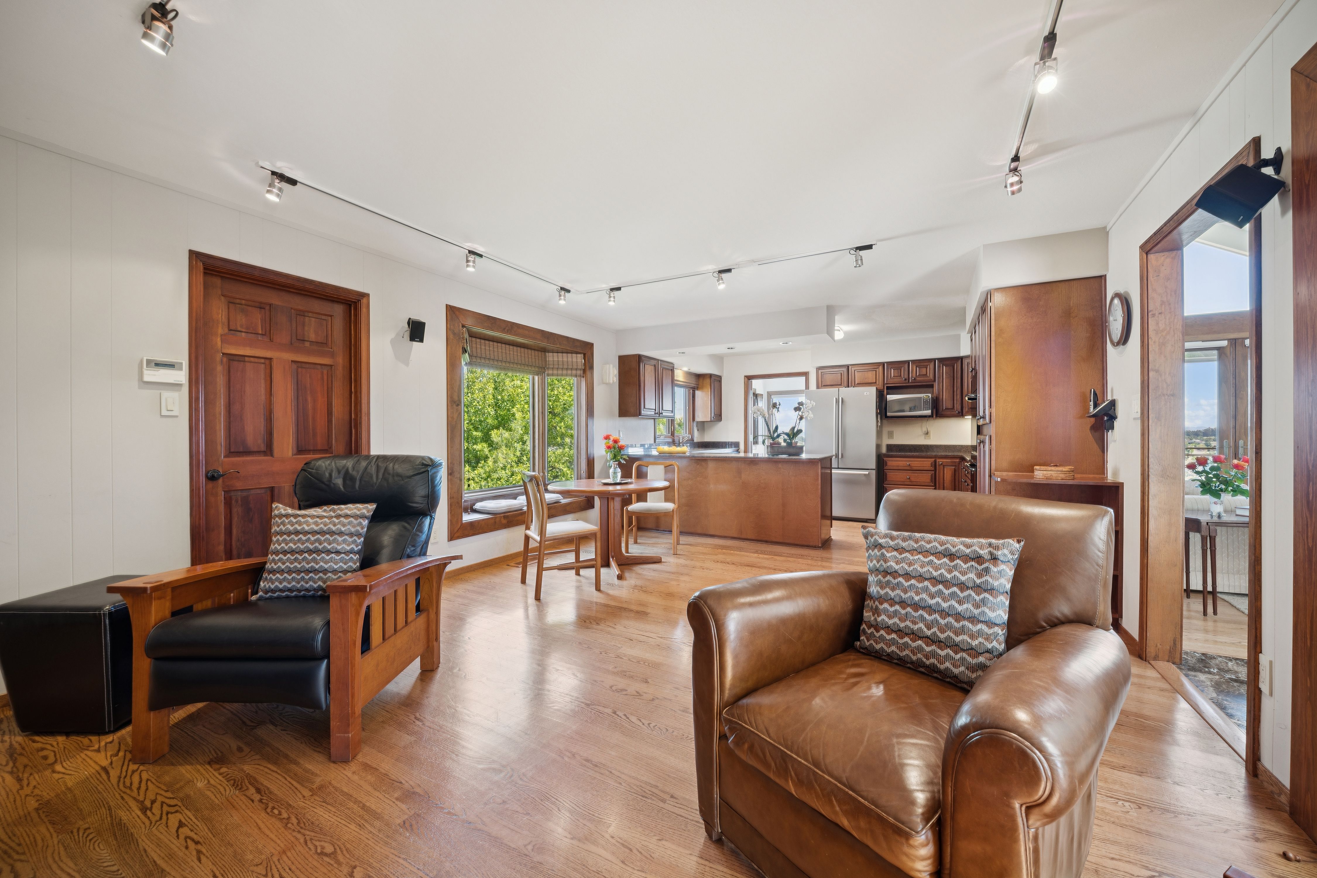  Peacock Gap View Home - 物件實景