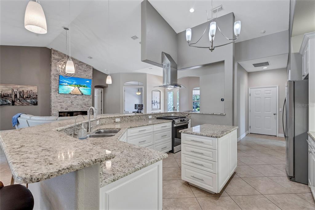 Bradenton, Florida, 34212, United States, 4 Bedrooms Bedrooms, ,3 BathroomsBathrooms,Residential,For Sale,1826992