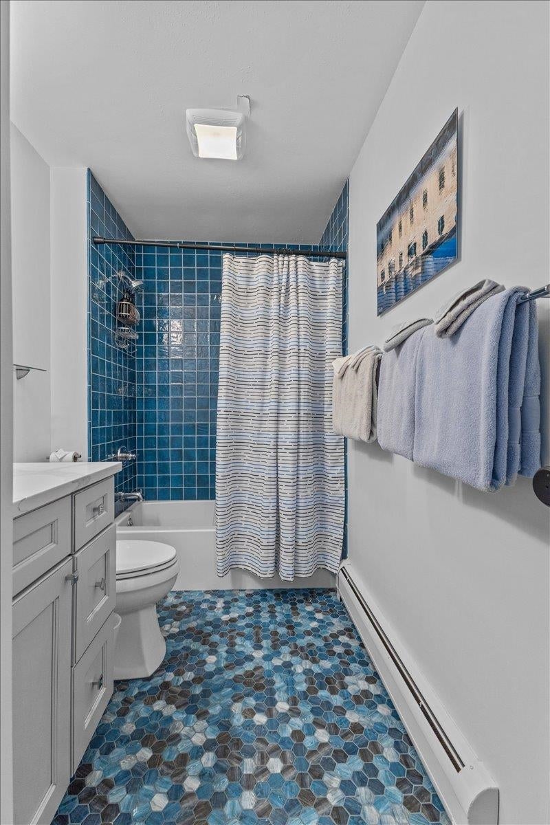 Stowe, Vermont, 05672, United States, 2 Bedrooms Bedrooms, ,2 BathroomsBathrooms,Residential,For Sale,1686552