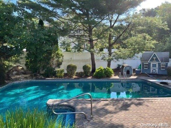 Smithtown, New York, 11787, United States, 4 Bedrooms Bedrooms, ,3 BathroomsBathrooms,Residential,For Sale,1728654
