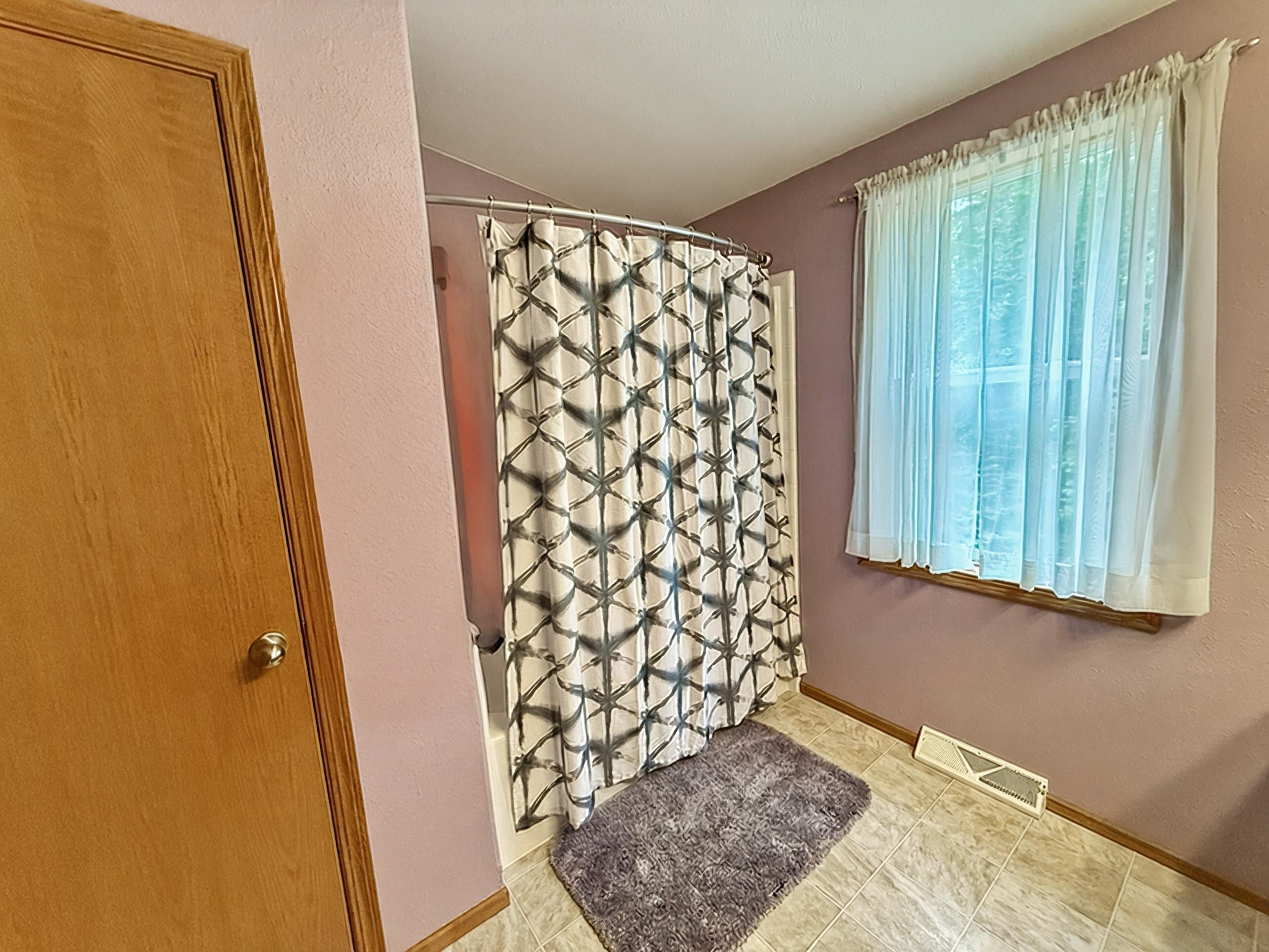 PEMBINE, Wisconsin, 54156, United States, 5 Bedrooms Bedrooms, ,4 BathroomsBathrooms,Residential,For Sale,1956791