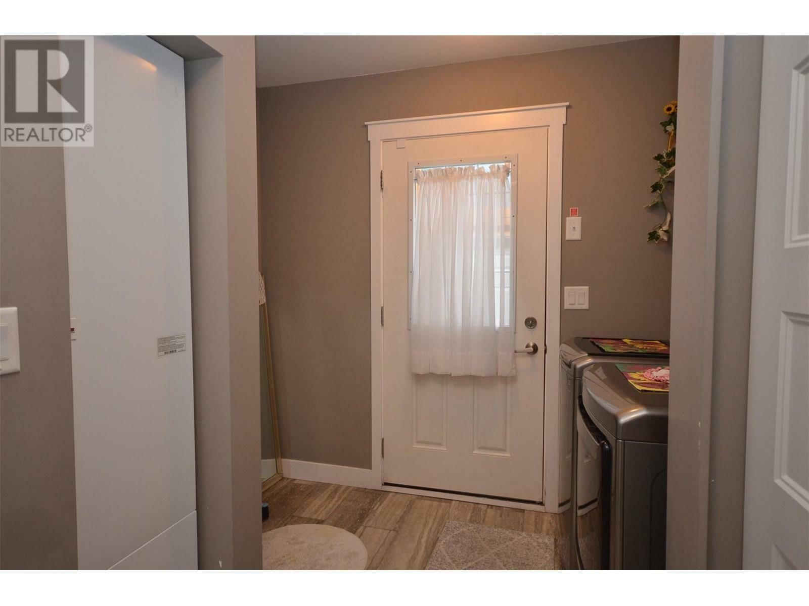 VERNON, British Columbia, V1H 1R8, CA, 2 Bedrooms Bedrooms, ,2 BathroomsBathrooms,Residential,For Sale,1837064