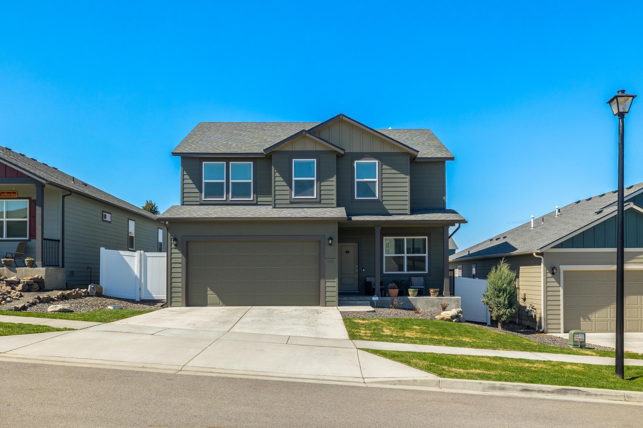 Spokane Valley, Washington, 99037, United States, 4 Bedrooms Bedrooms, ,3 BathroomsBathrooms,Residential,For Sale,1786142