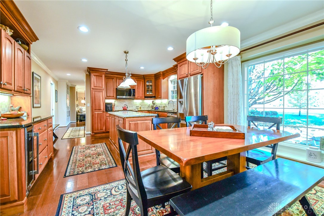 Washington Twp, Ohio, 45458, United States, 4 Bedrooms Bedrooms, ,4 BathroomsBathrooms,Residential,For Sale,1987558