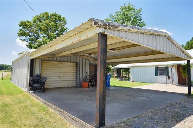 Braggs, Oklahoma, 74423, United States, 3 Bedrooms Bedrooms, ,2 BathroomsBathrooms,Residential,For Sale,1981924
