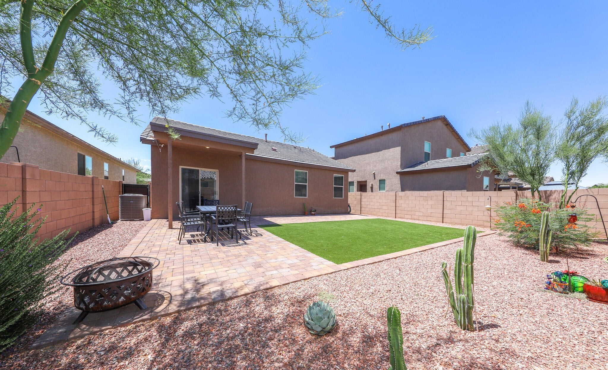  7136 W Vineridge Drive, Tucson, AZ 85757 - 物件實景