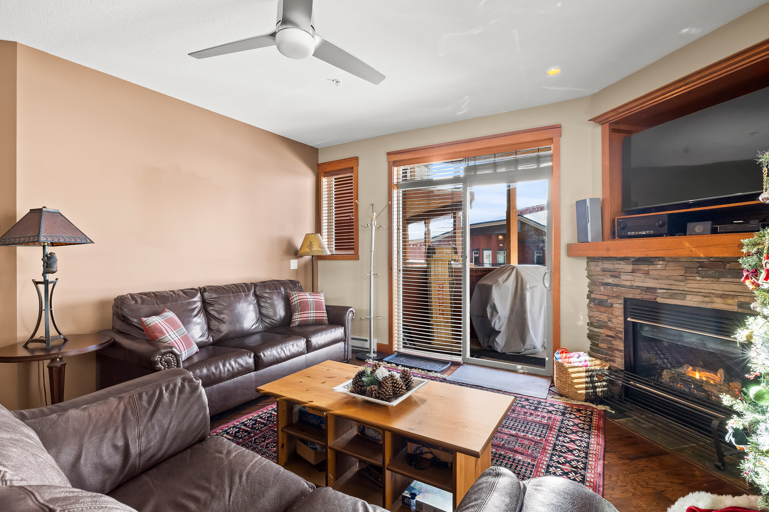  Two Bedroom Corner Unit - 物件實景