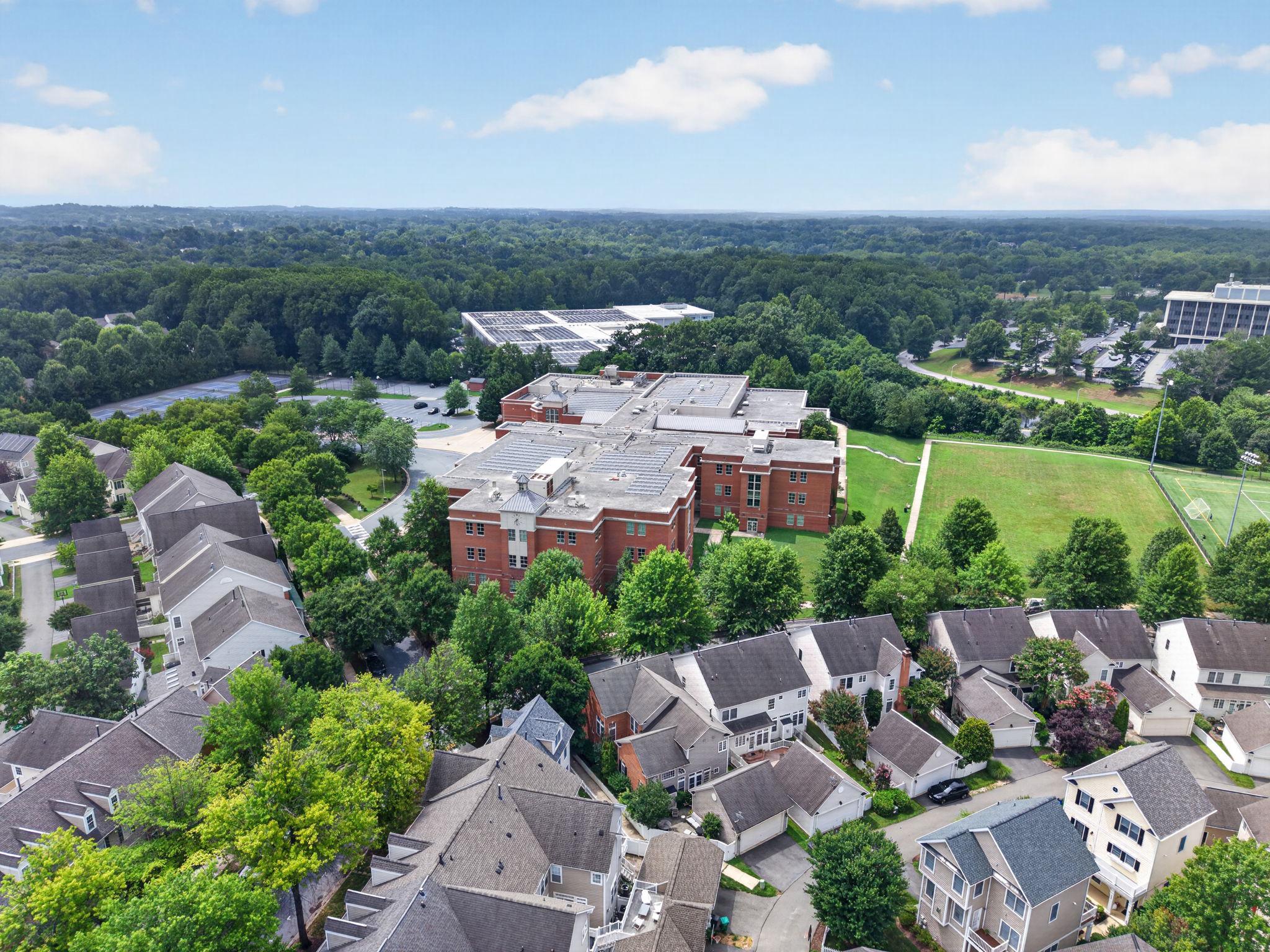  973 Main Street, Gaithersburg, MD, 20878 - 物件實景