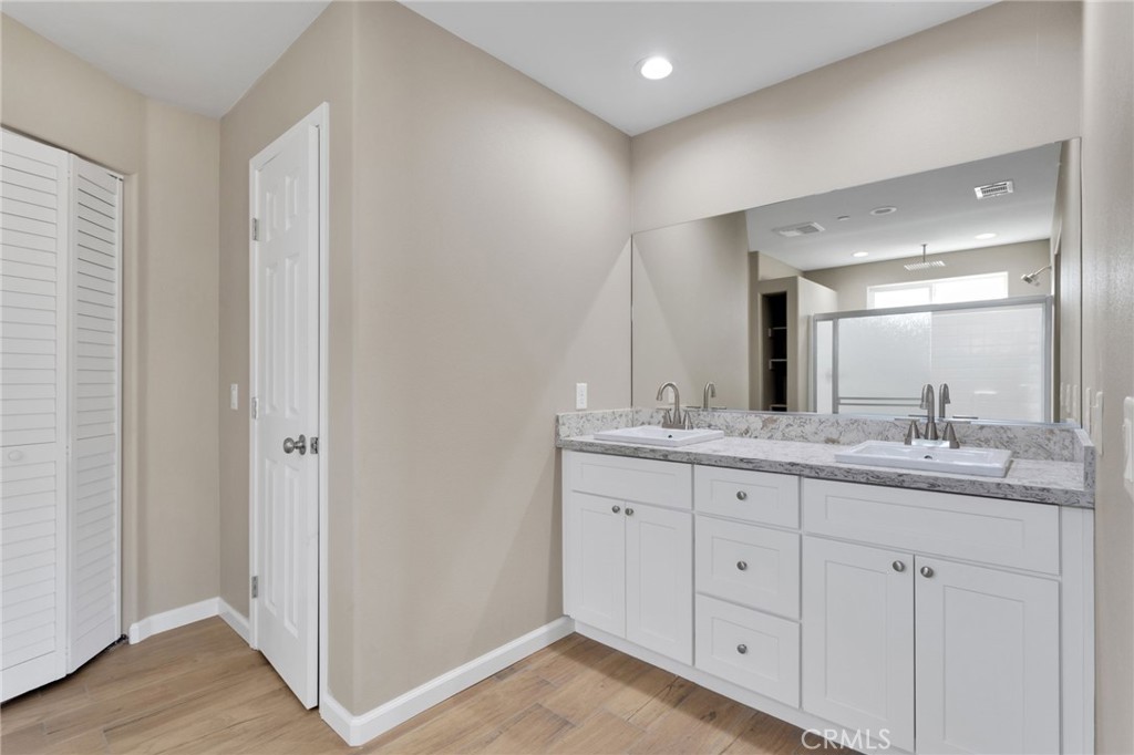 Hesperia, California, 92345, United States, 4 Bedrooms Bedrooms, ,3 BathroomsBathrooms,Residential,For Sale,1989445