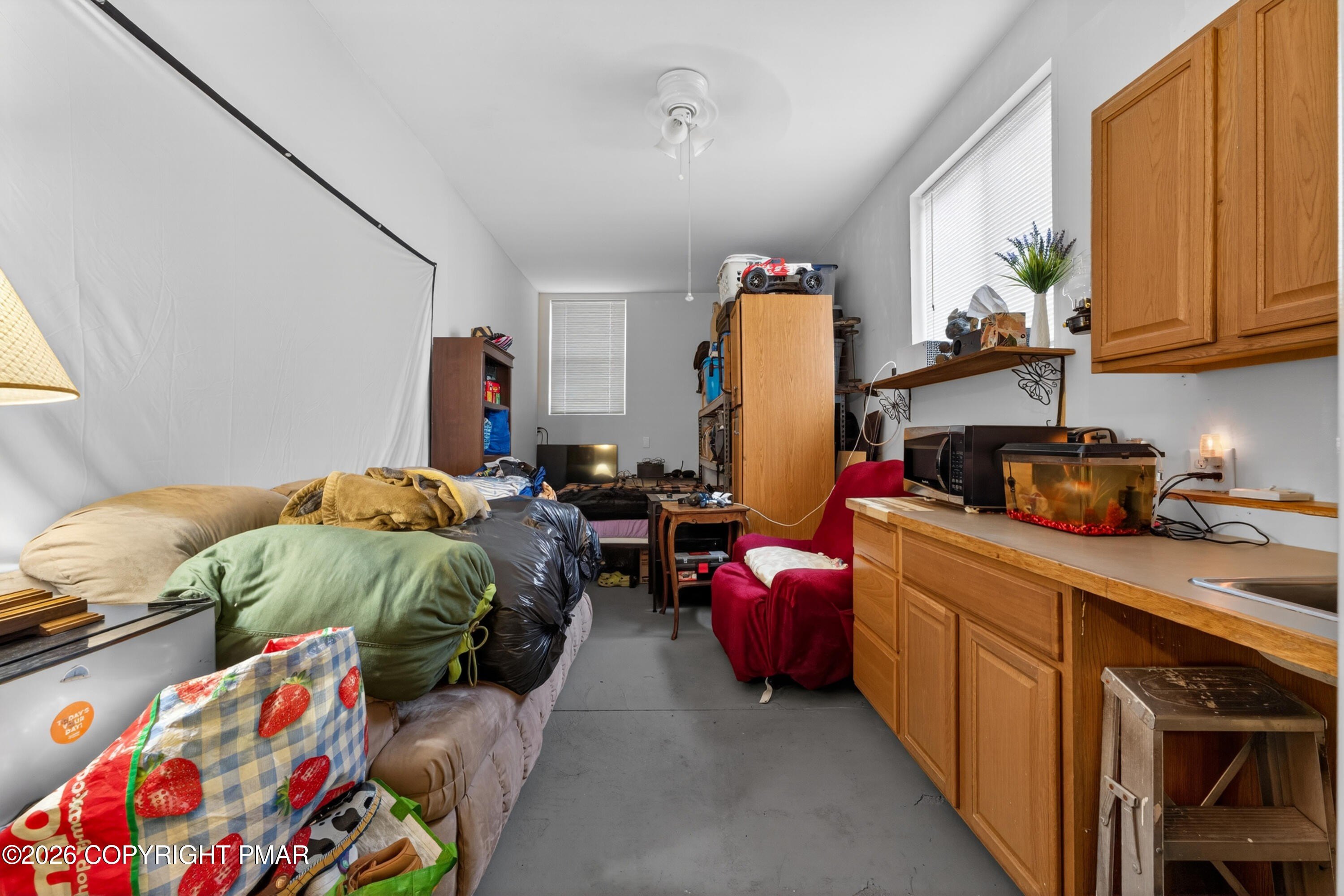 Blakeslee, Pennsylvania, 18610, United States, 6 Bedrooms Bedrooms, ,3 BathroomsBathrooms,Residential,For Sale,2042920