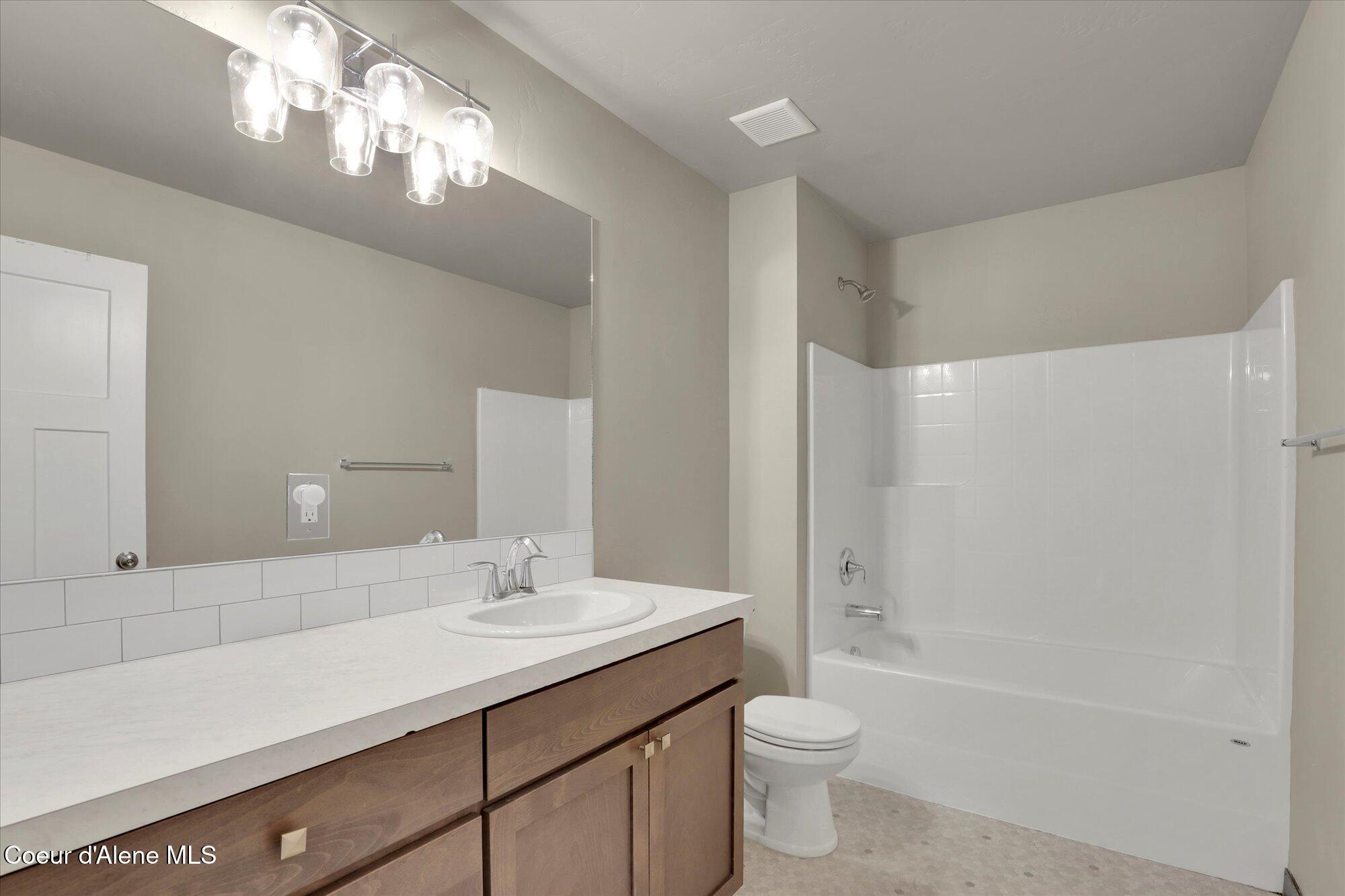 Post Falls, Idaho, 83854, United States, 4 Bedrooms Bedrooms, ,3 BathroomsBathrooms,Residential,For Sale,1935472