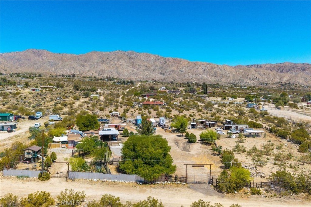Morongo Valley, California, 92256, United States, 2 Bedrooms Bedrooms, ,2 BathroomsBathrooms,Residential,For Sale,1819780