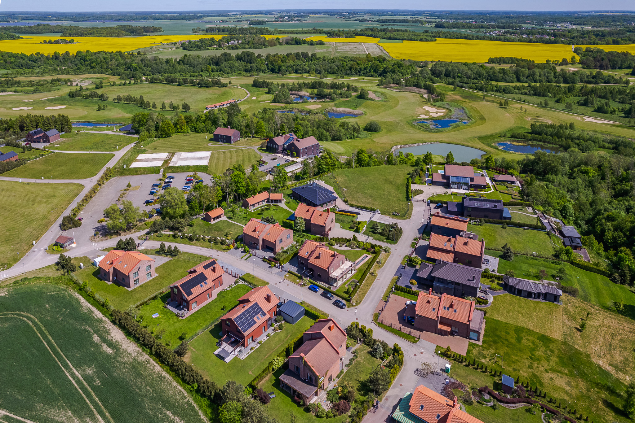  Exclusive private residence surrounded by golf courses - 物件實景