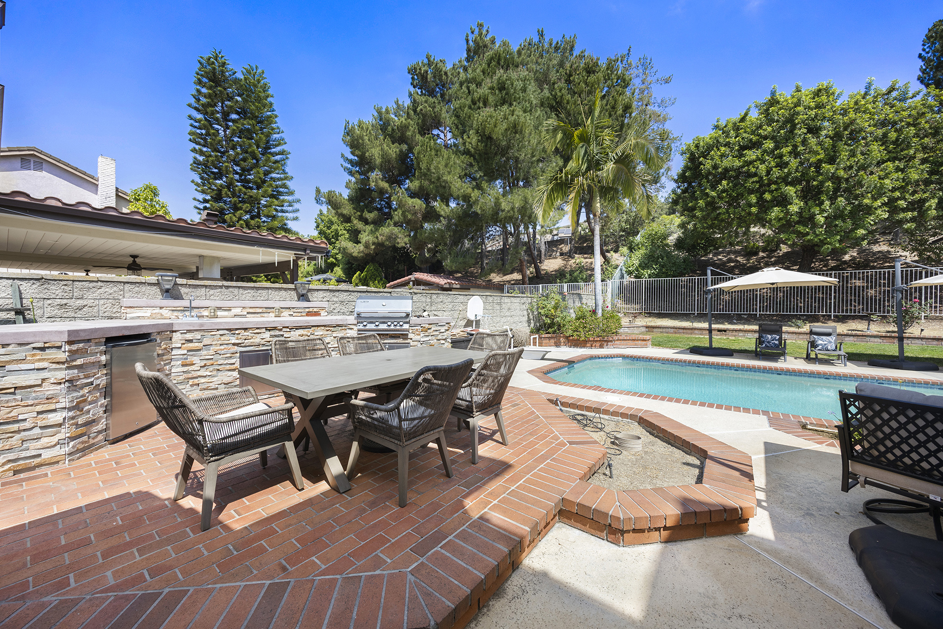 Walnut, California, 91789, United States, 5 Bedrooms Bedrooms, ,3 BathroomsBathrooms,Residential,For Sale,2048876