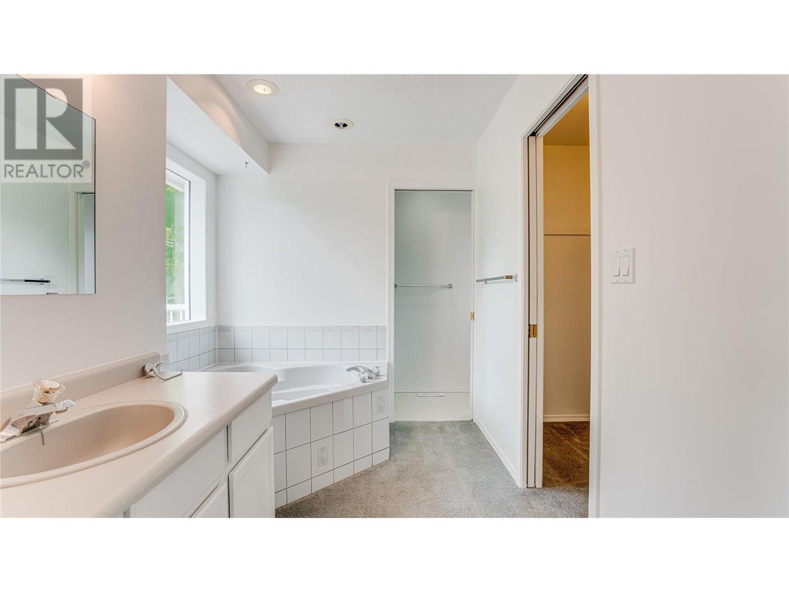 LUMBY, British Columbia, V0E 2G5, CA, 3 Bedrooms Bedrooms, ,2 BathroomsBathrooms,Residential,For Sale,1906205