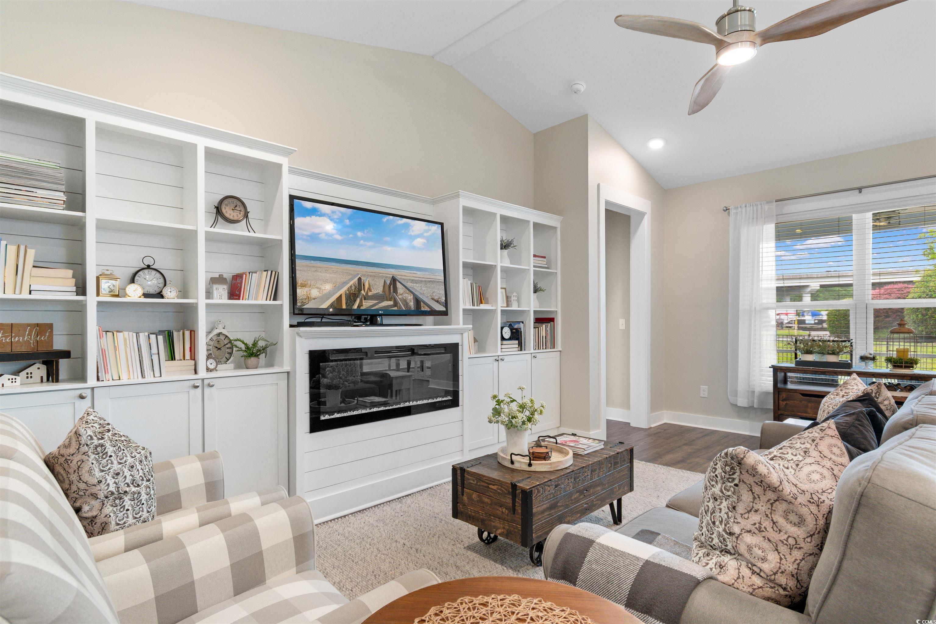 Myrtle Beach, South Carolina, 29579, United States, 4 Bedrooms Bedrooms, ,3 BathroomsBathrooms,Residential,For Sale,1859789