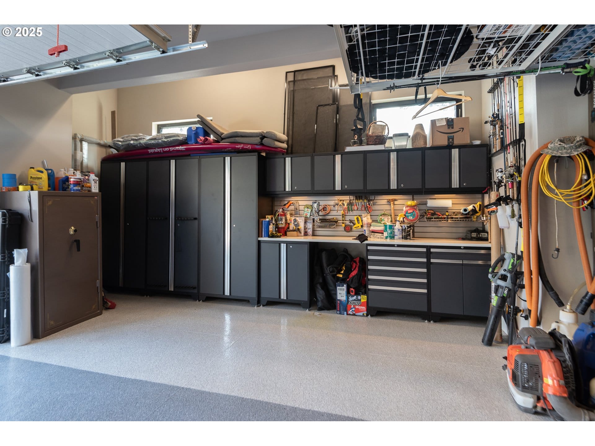  21060 KNOTT RD Bend, OR 97702 - 物件實景