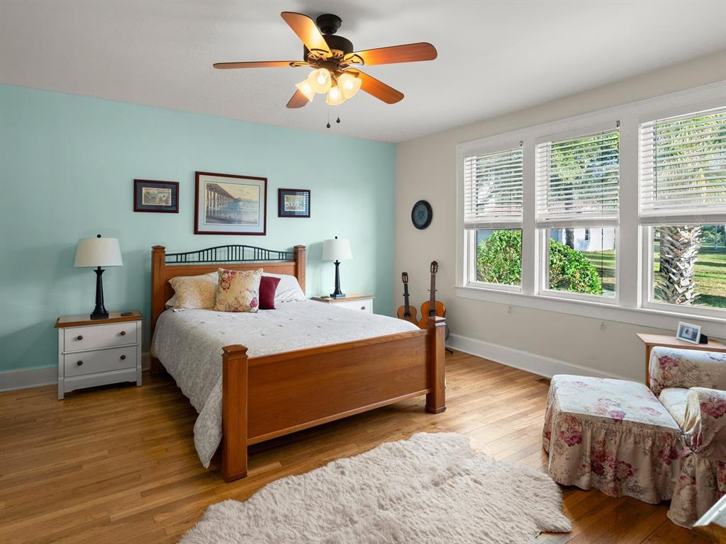 Eustis, Florida, 32736, United States, 6 Bedrooms Bedrooms, ,6 BathroomsBathrooms,Residential,For Sale,1805278